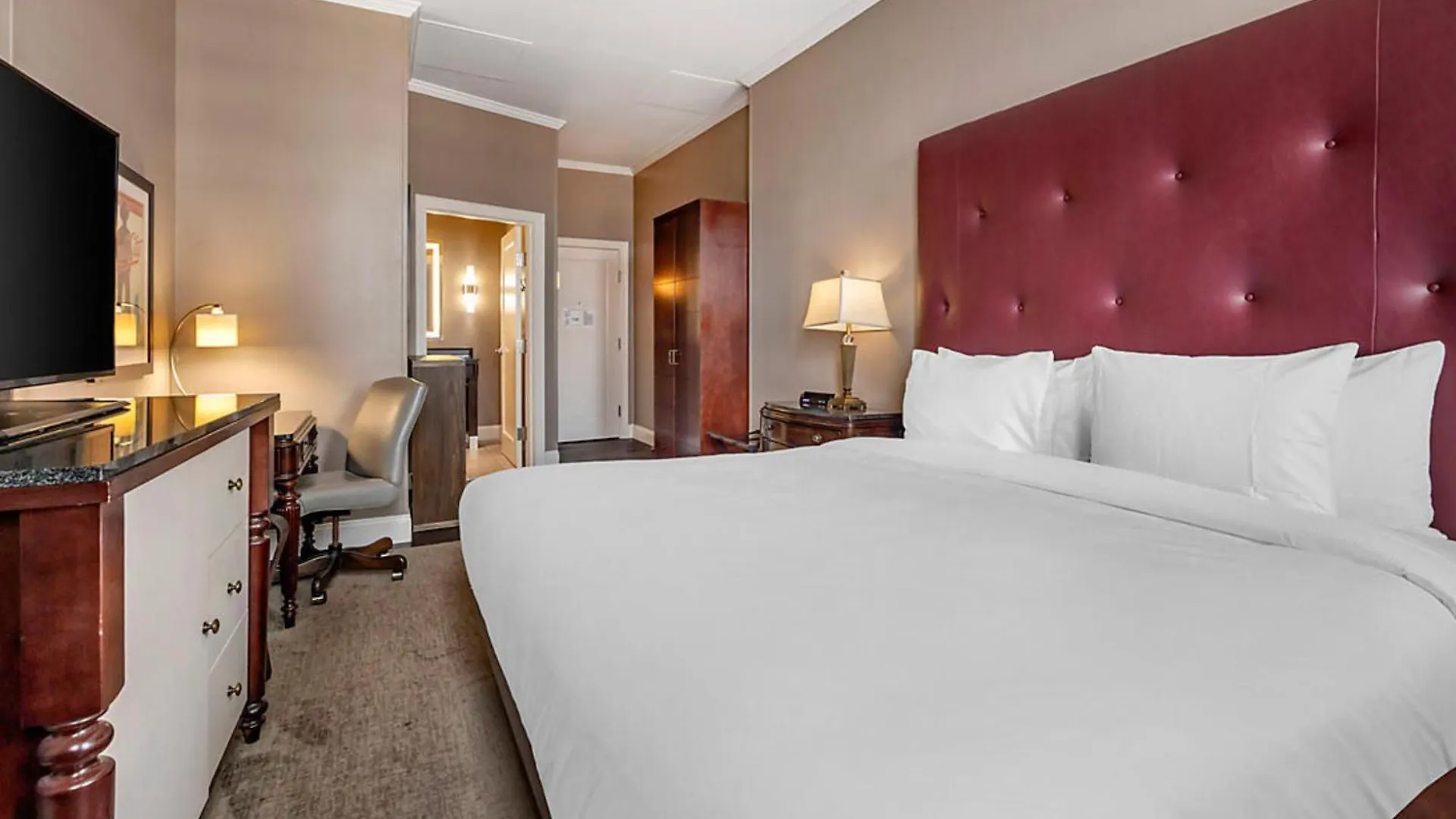 Hotel Bluegreen Downtown Nashville